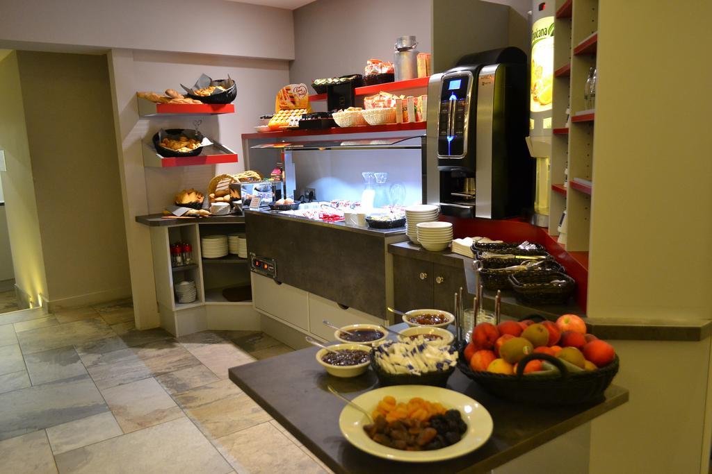 La Table De Gustave Hotel Орнан Екстериор снимка